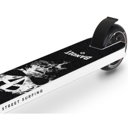 Freestyle koloběžka STREET SURFING Bandit 2025 | SMOKED SKULL