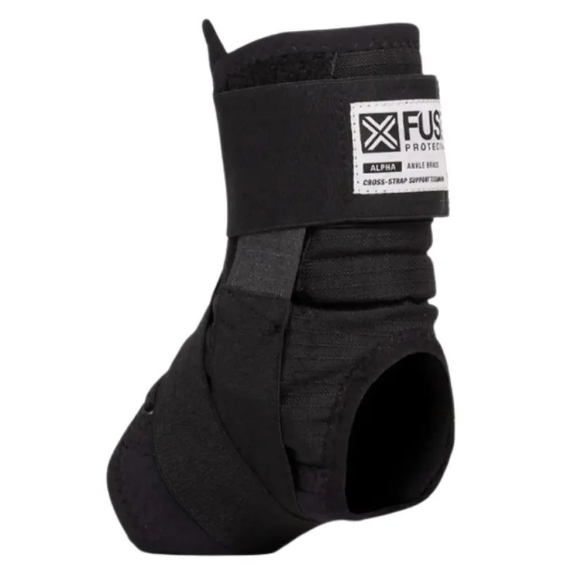 Chrániče kotníků FUSE Alpha Pro Anklebraces | BLACK