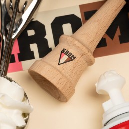Kendama KROM Strogo Neapolitan | VANILLA